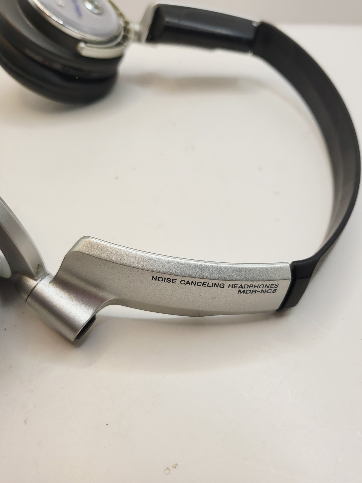Sony Stereo Active Noise Cancelling Corded Headphones Over-Ear Sony MDR-NC6