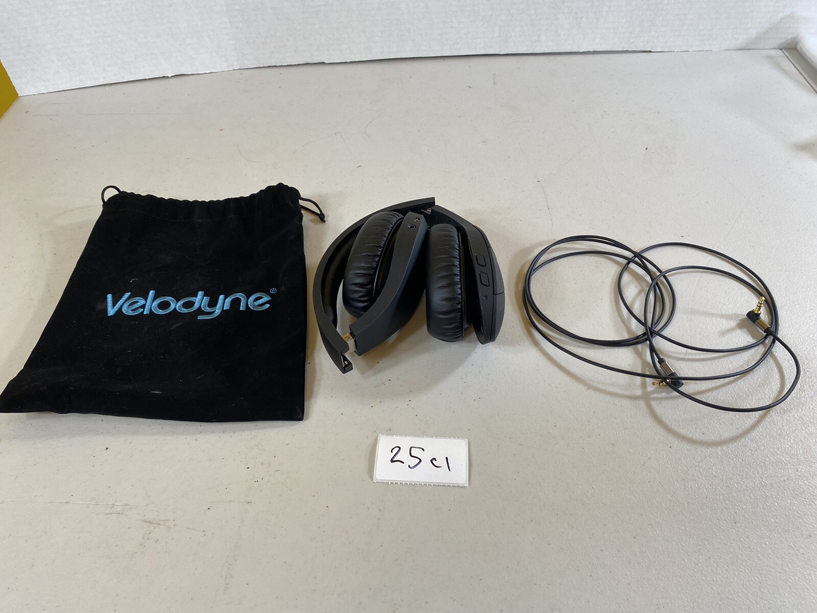nice Velodyne 80 vbold 80-00406 Black Wireless bluetooth headphones 25C1