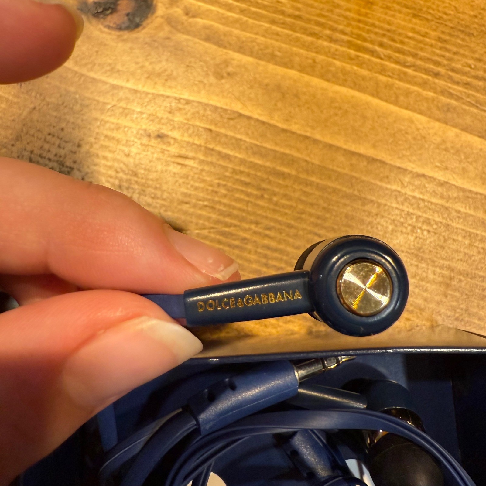 Dolce & Gabbana Beauty Wired Earphones Earbuds Navy Blue Gold w/ Original Box