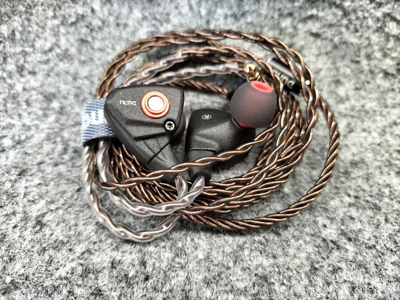 Dunu Earbuds TITAN S Used