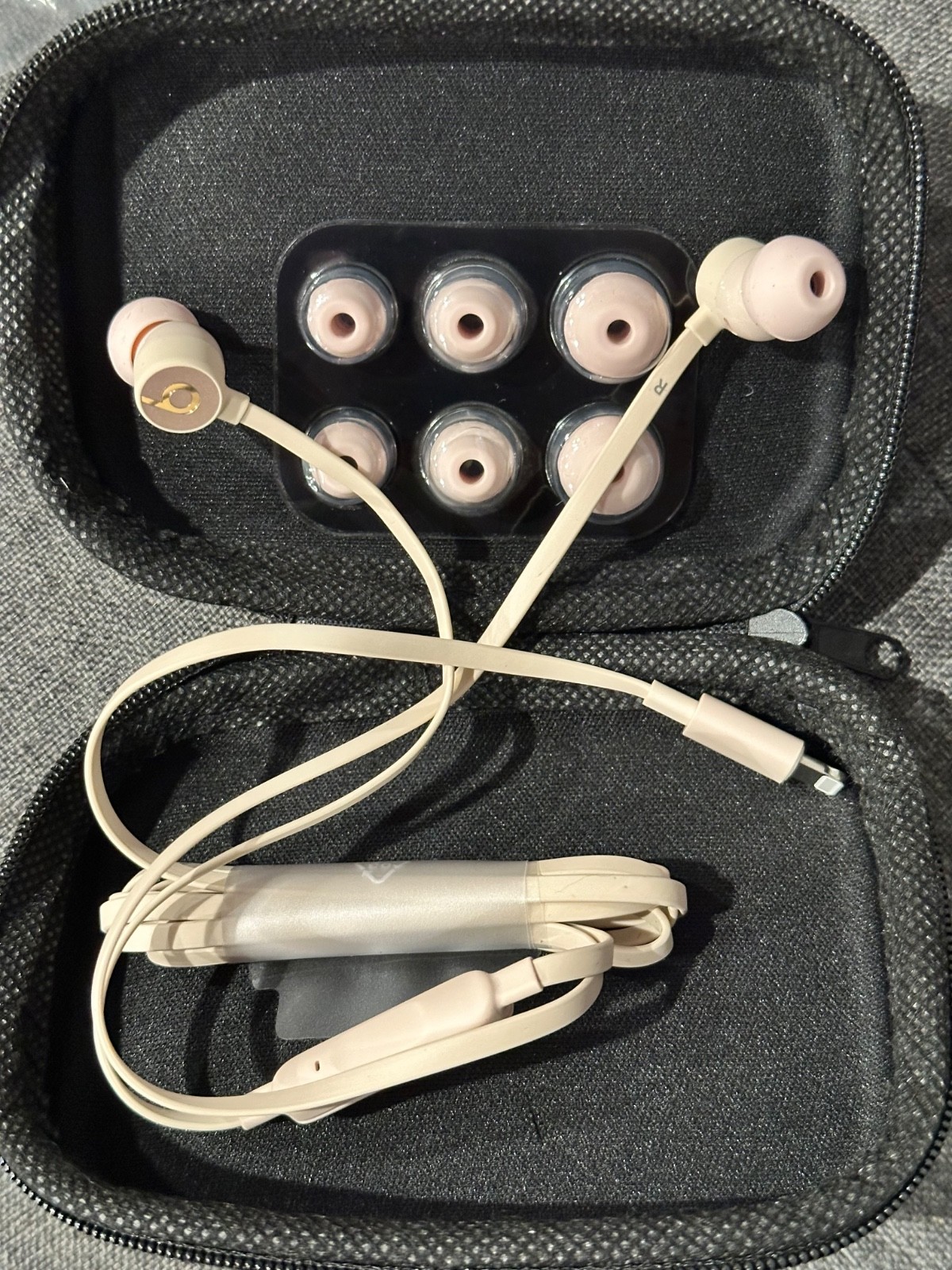Beats urBeats3 In-Ear Headphones with Lightning Connector – Matte Gold
