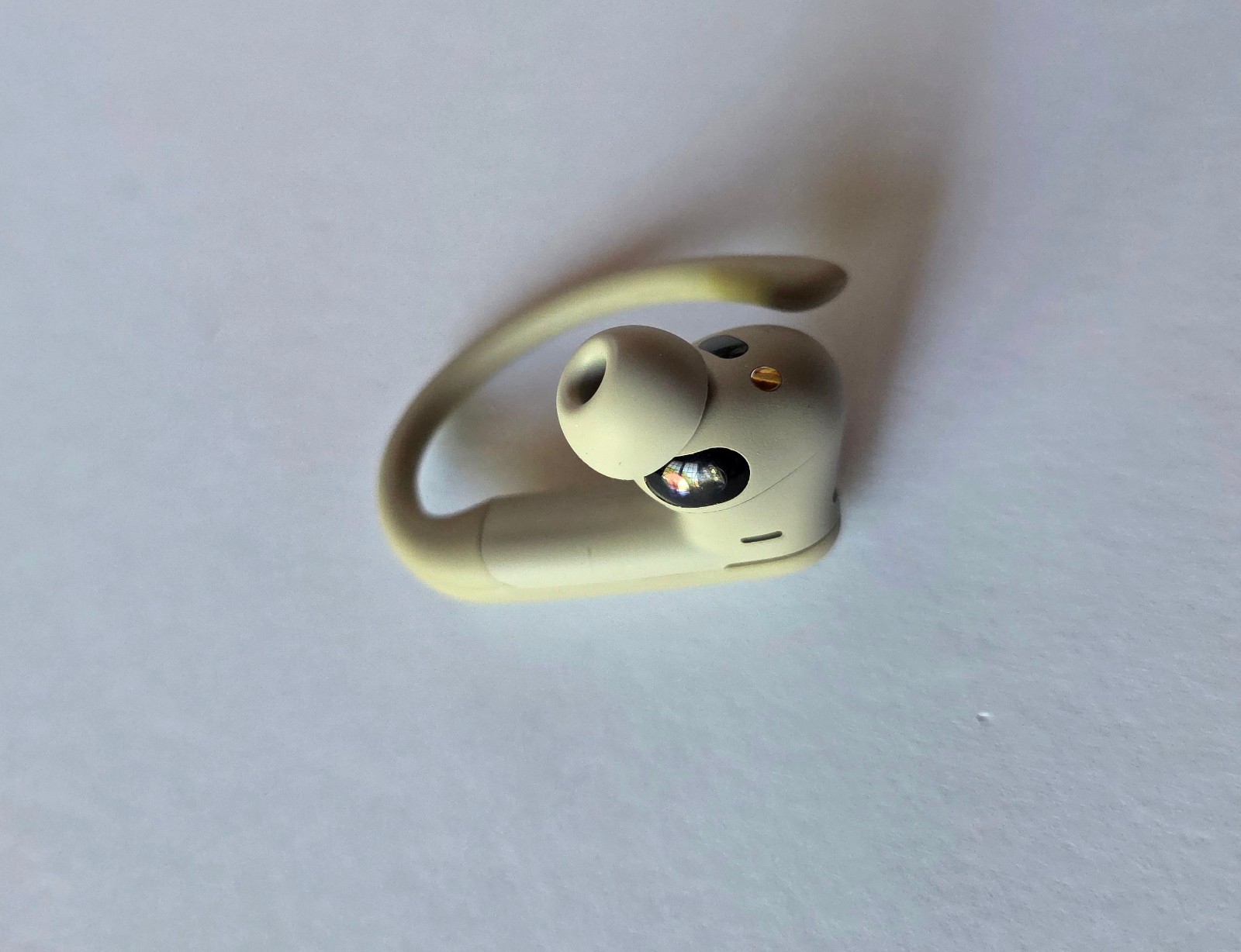 Unused OEM Quick Sand Powerbeats Pro 2 RIGHT SIDE ONLY Wireless Earbud MX733LL/A