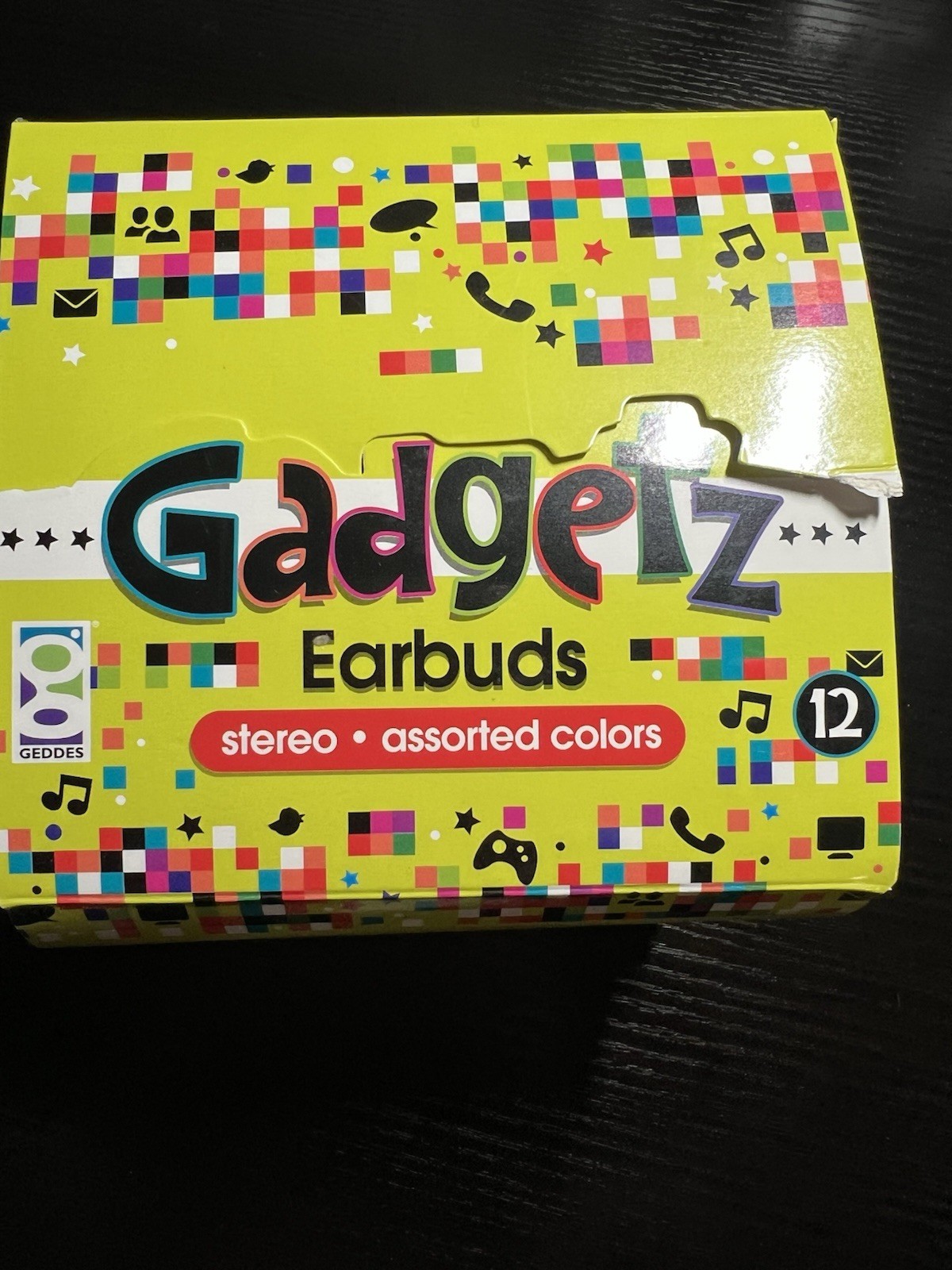 Gadgetz Ear Buds Assorted Colors Box Of 11 New Sealed Blue Purple White Bundle