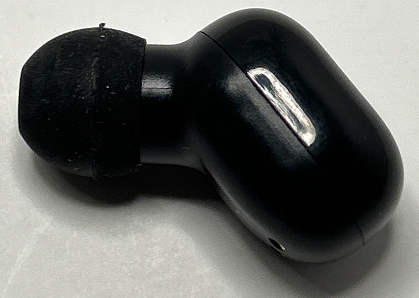 BYTECH RUGGED TRUEWIRELESS EARBUDS IPX4-Black-Works With Siri&Google Assistant