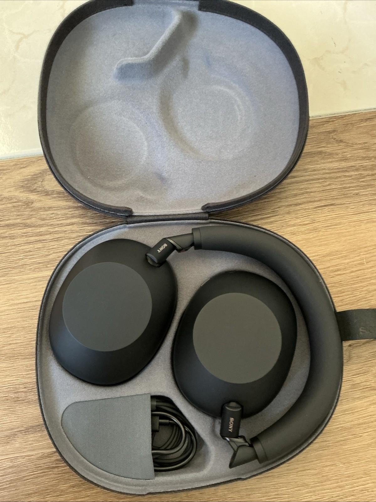 Genuine Sony WH-1000XM6/B THE Best Wireless Noise Canceling Headphones – Black