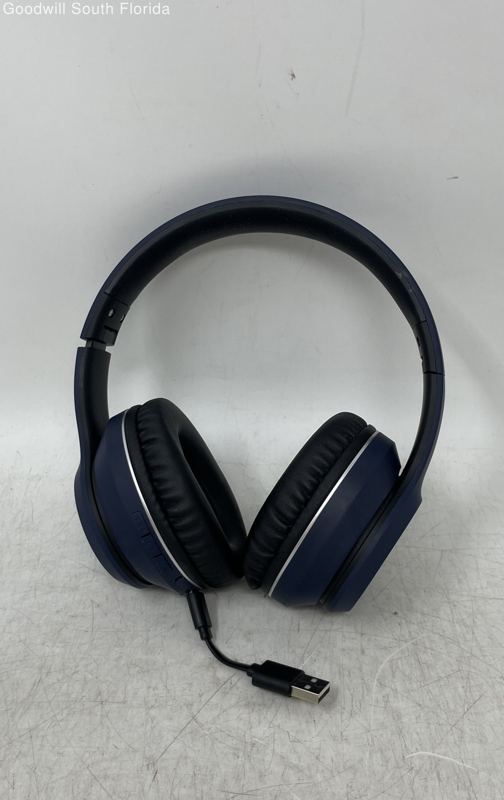 Quikcell Navy Blue Black Foldable Over The Ear Headphones With Cable Not Tested