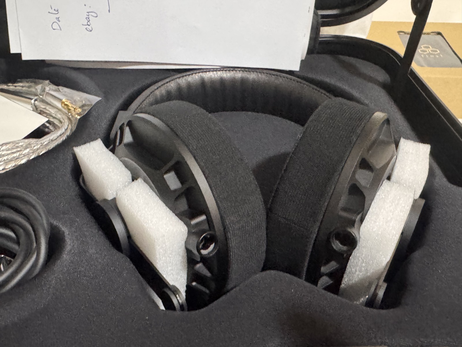 Final Audio D8000 Pro Limited Edition Headphones – NOS / Extremely Rare