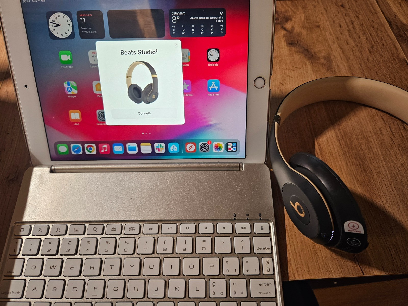 Beats Studio 3 Wireless Headphones – Shadow Gray – With Box, Case & Accessories