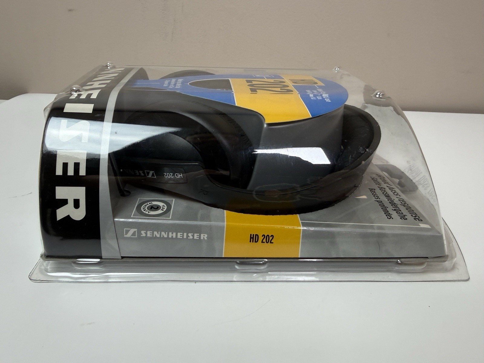 Sennheiser HD 202 DJ Headphones Powerful Sound/ Bass Response WiredOver the Ear