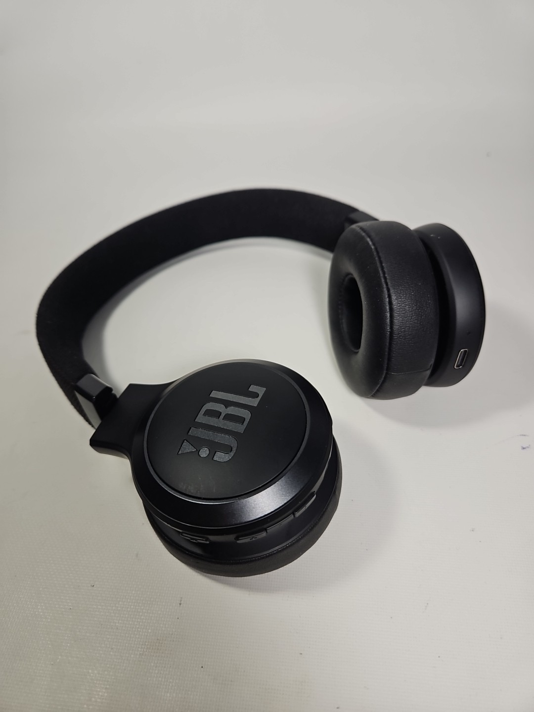 JBL Tune 660NC Active Noise Cancelling Bluetooth Headphones – Black