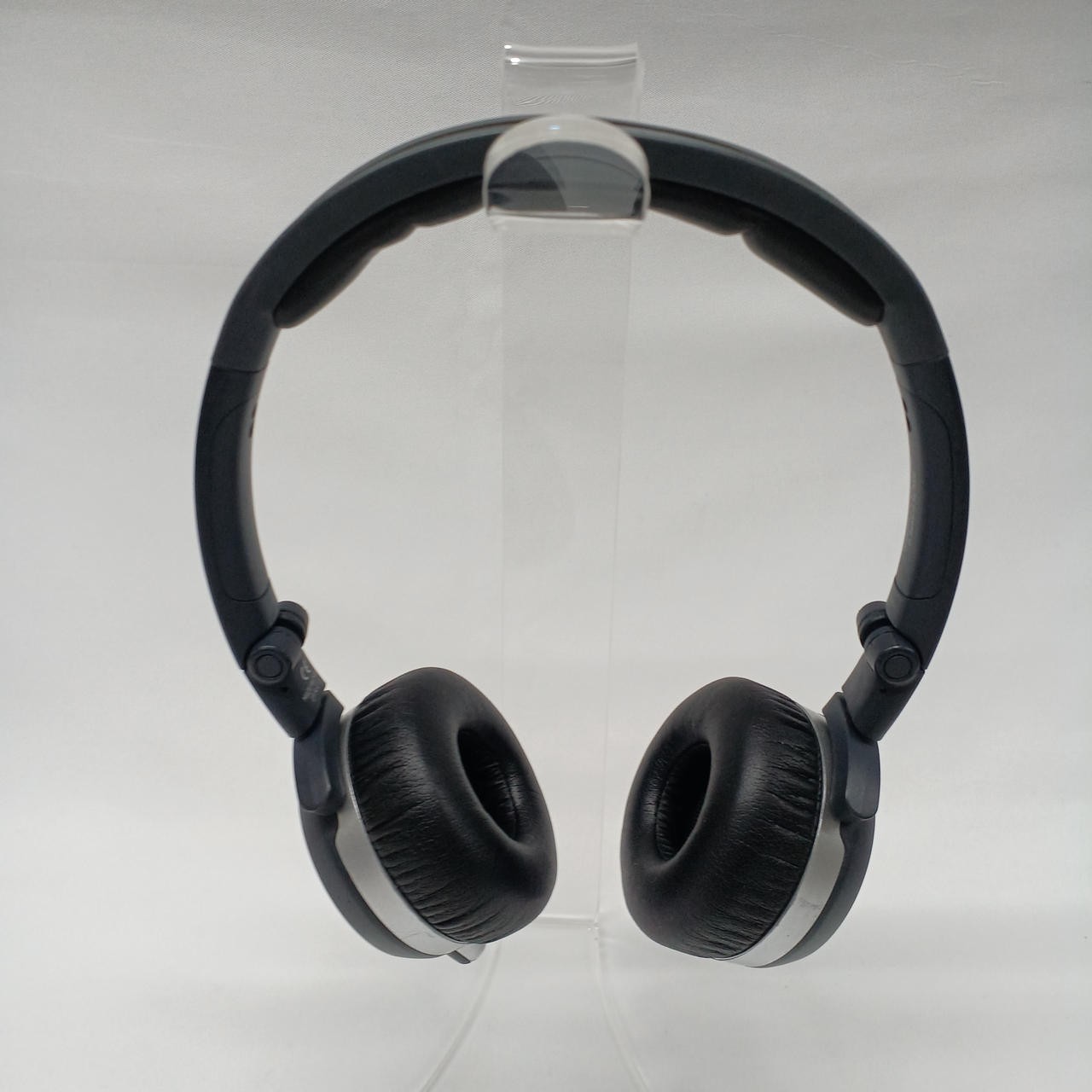 AKG K450 Closed-Back Over-Ear Headphones Dynamic 32Ω Used with Warranty
