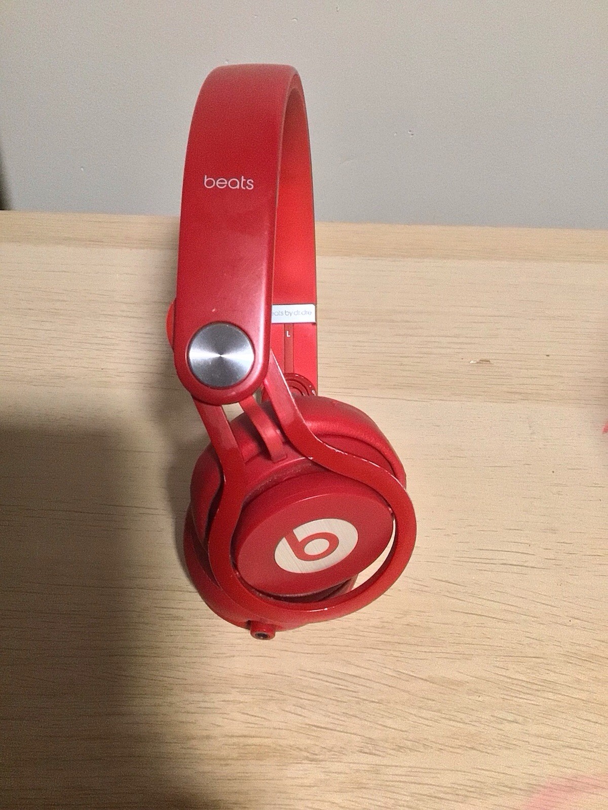 Beats by Dr. Dre Mixr On-Ear Wired DJ Headphones Red Limited Edition (Read)