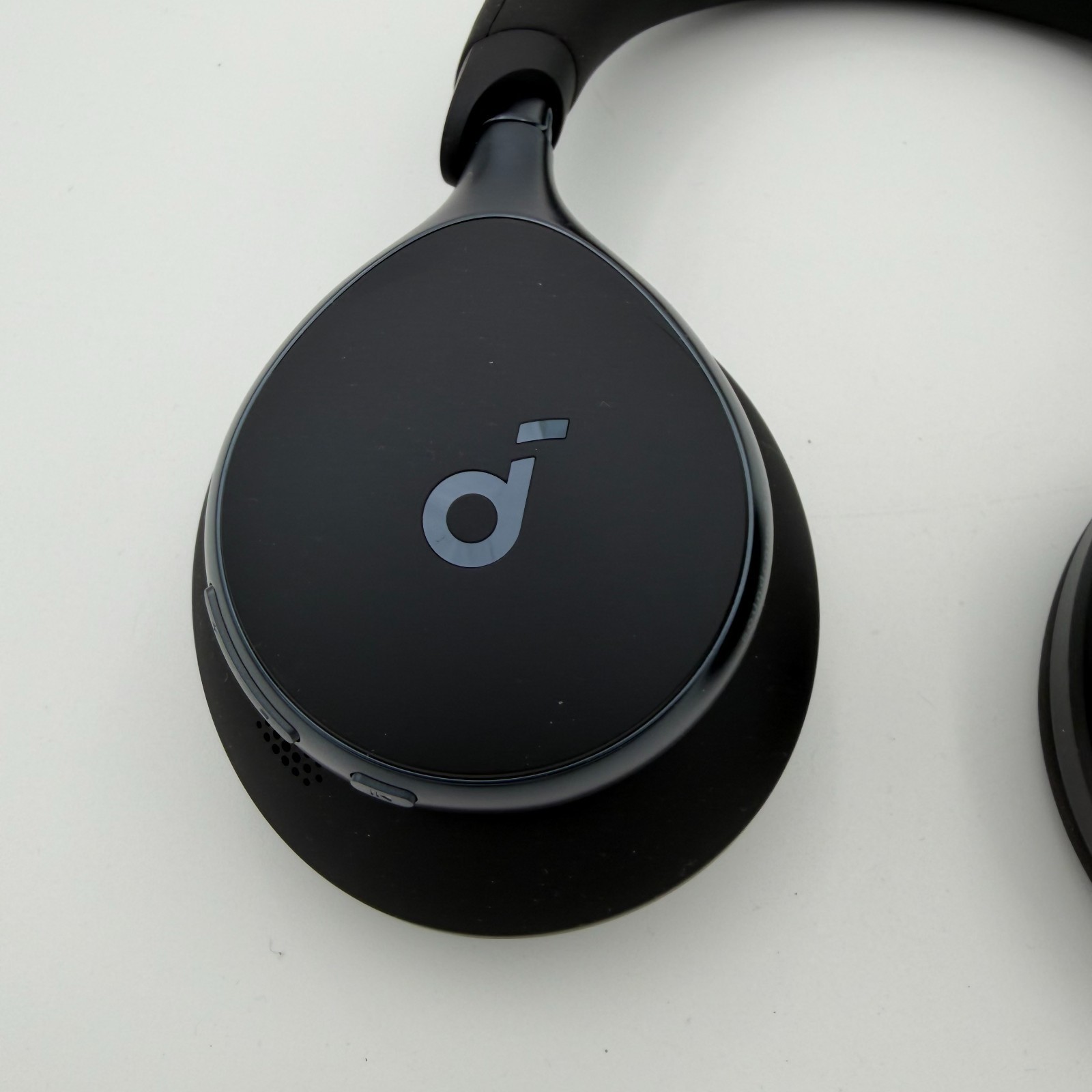 Soundcore Space One Wireless Over-Ear Noise-Cancelling Headphones Tested