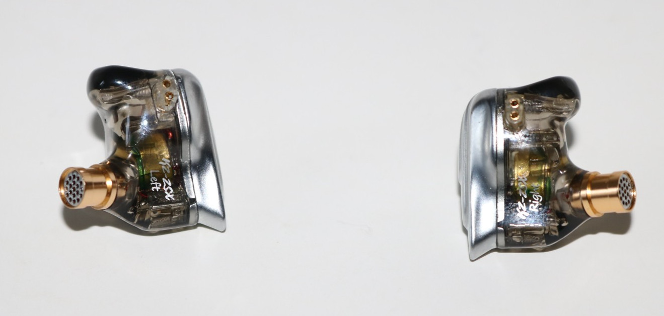 KZ ZSX In-Ear Monitors IEMs Earbuds w/ Cables READ DESCRIPTION (Silver) Used