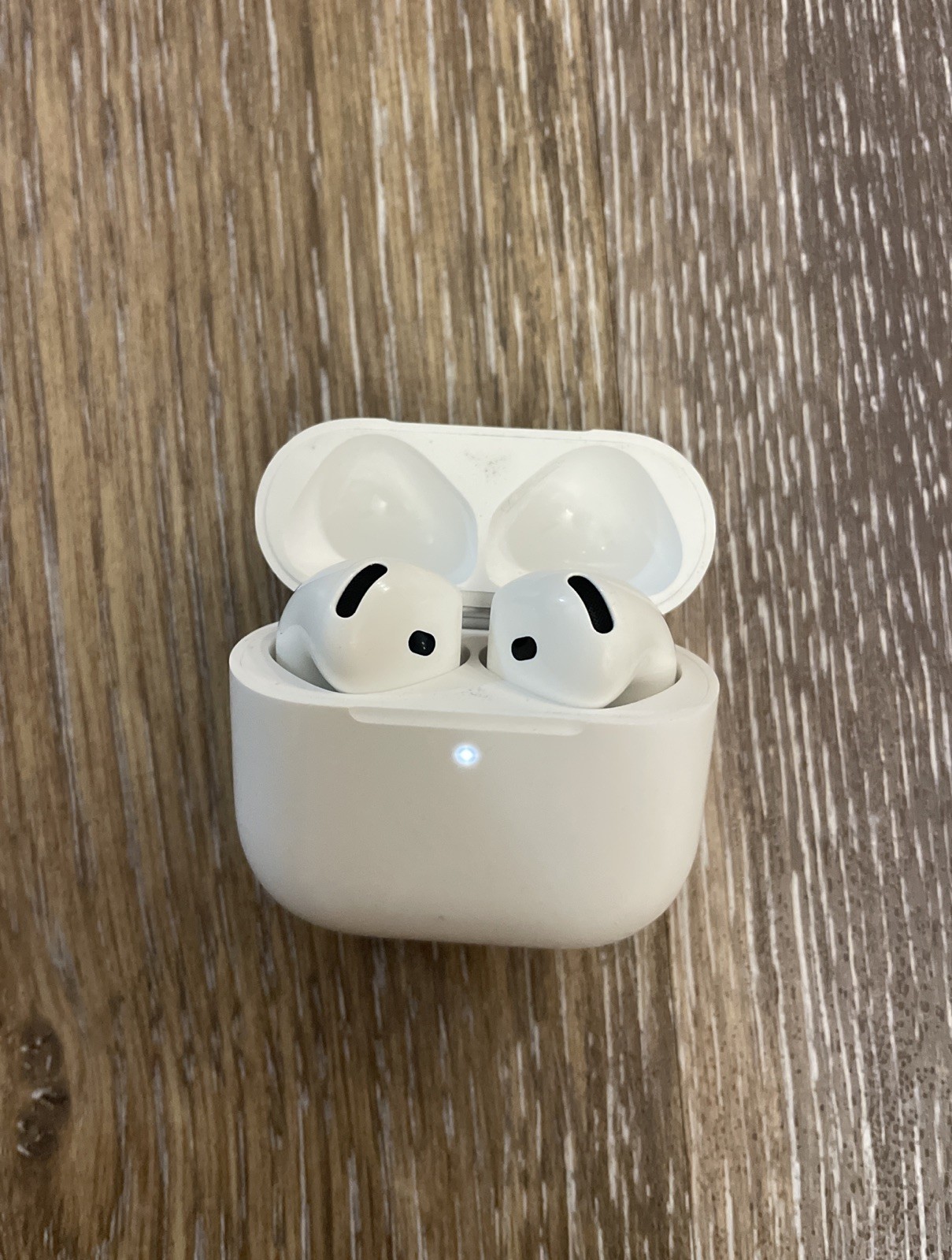 Apple AirPods 4th Gen ANC with MagSafe Charging Case A3053 A3050 A3058 Warranty