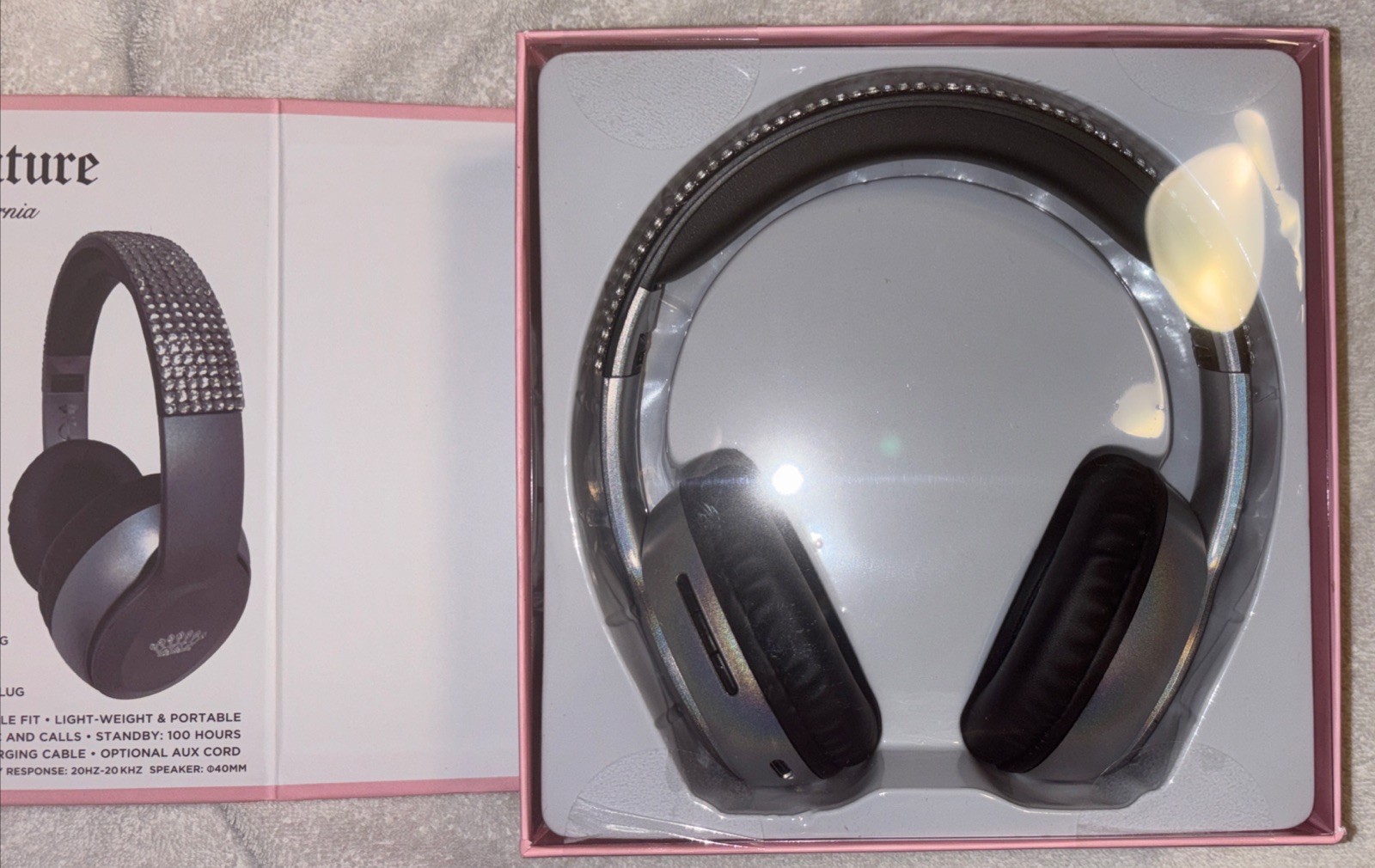 New Juicy Couture Wireless Headphones Bedazzled Gems Black Bluetooth Electronics
