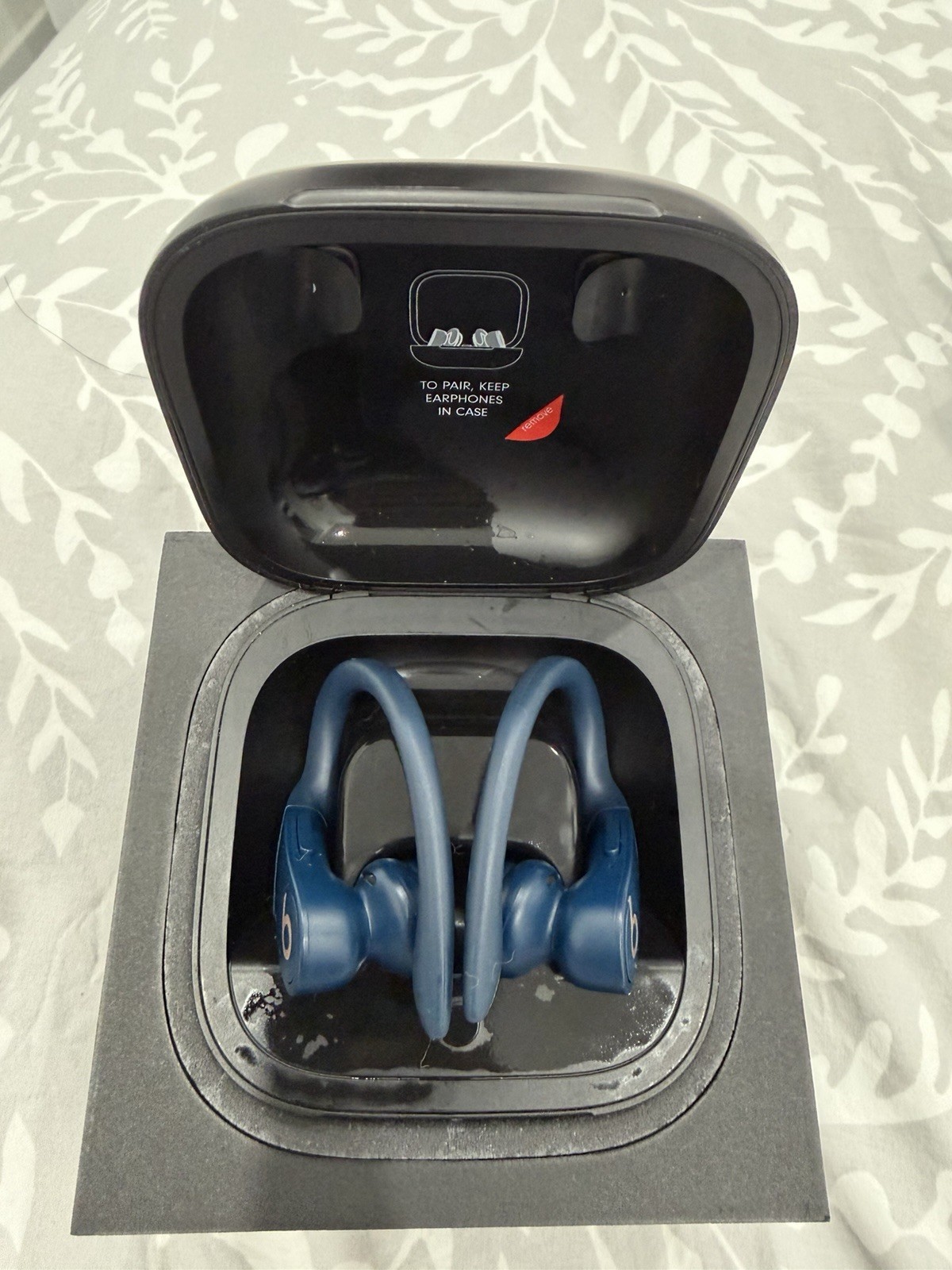 Beats by Dr. Dre Powerbeats Pro Wireless Earphones – Navy Used