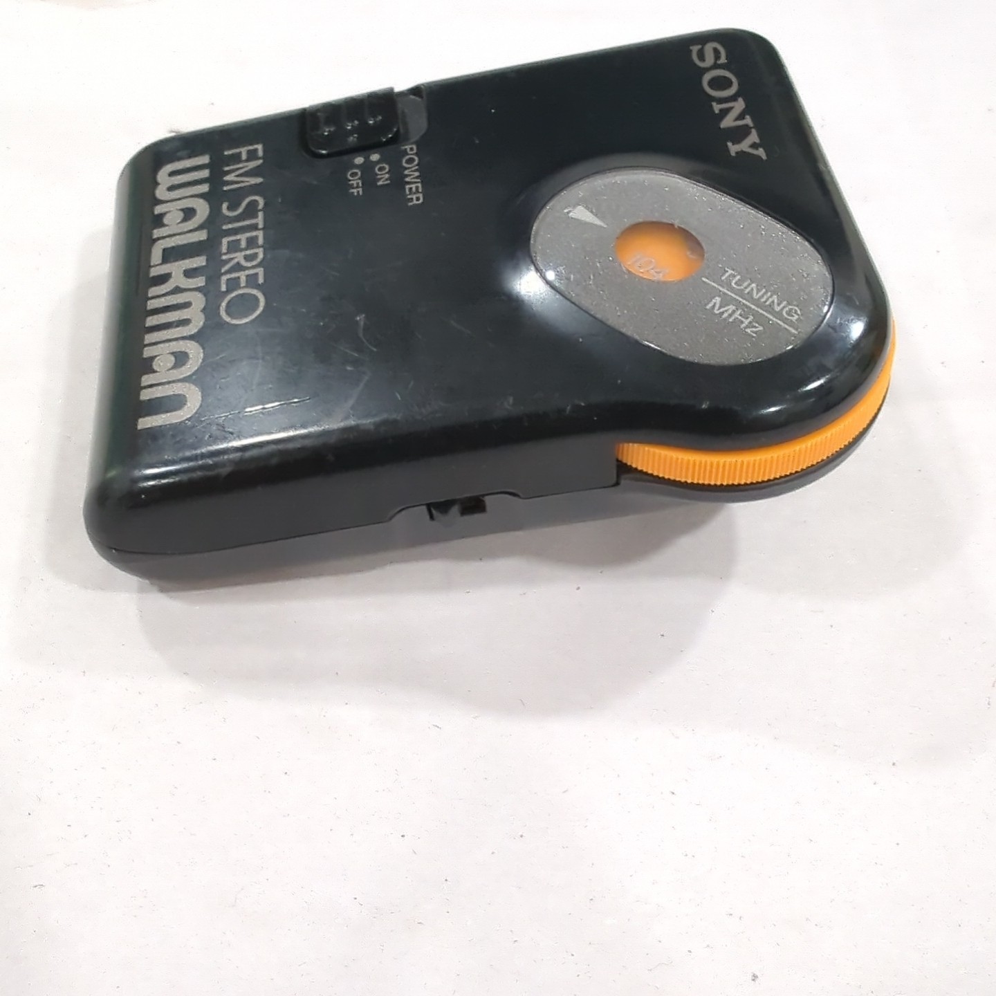 Sony Sports MDR-E225 Walkman Earbuds & Walkman SRF-36 FM Stereo Radio – Tested