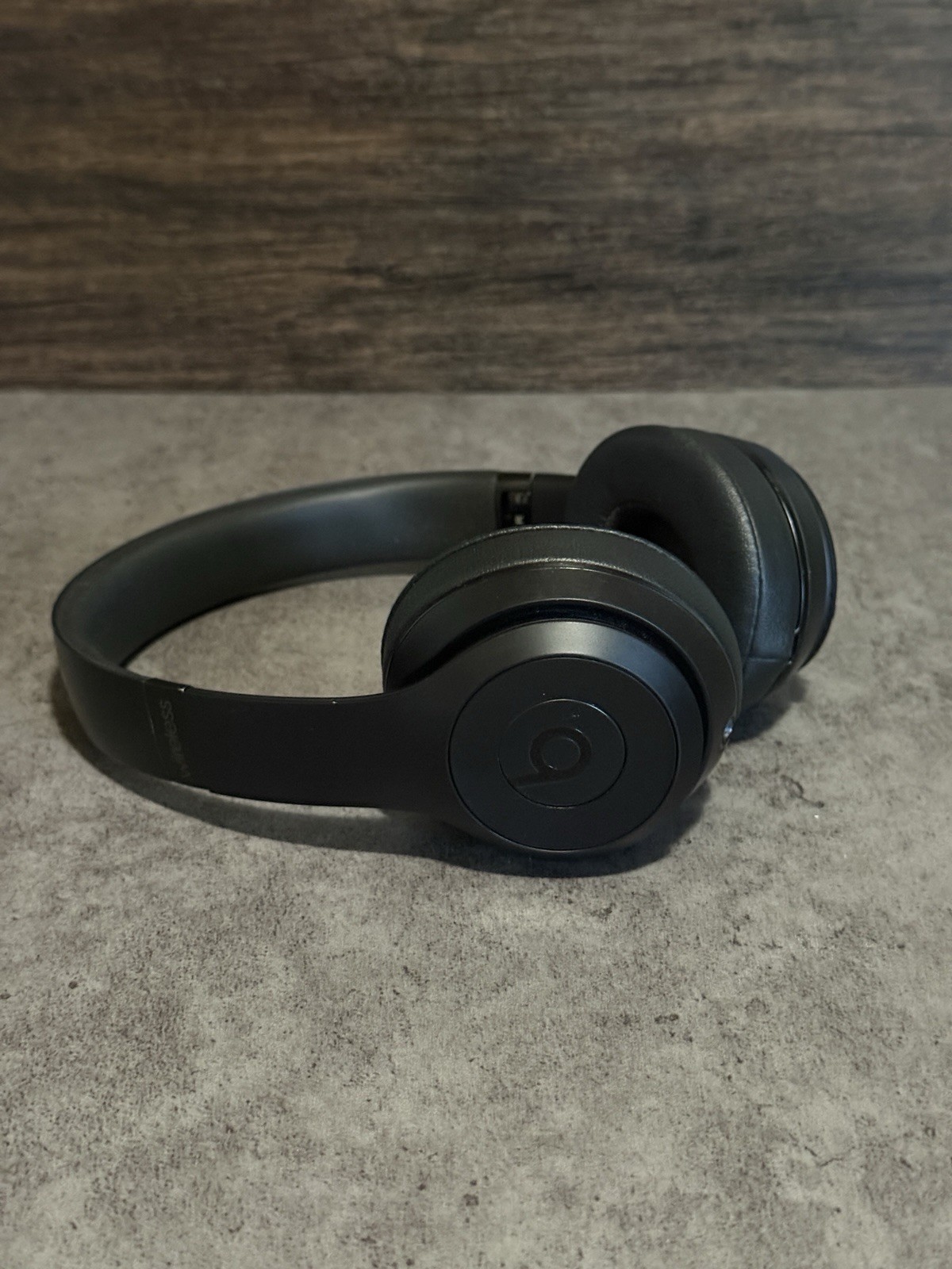 Beats by Dr. Dre Solo3 Wireless Headphones Matt Black Used Great Condition