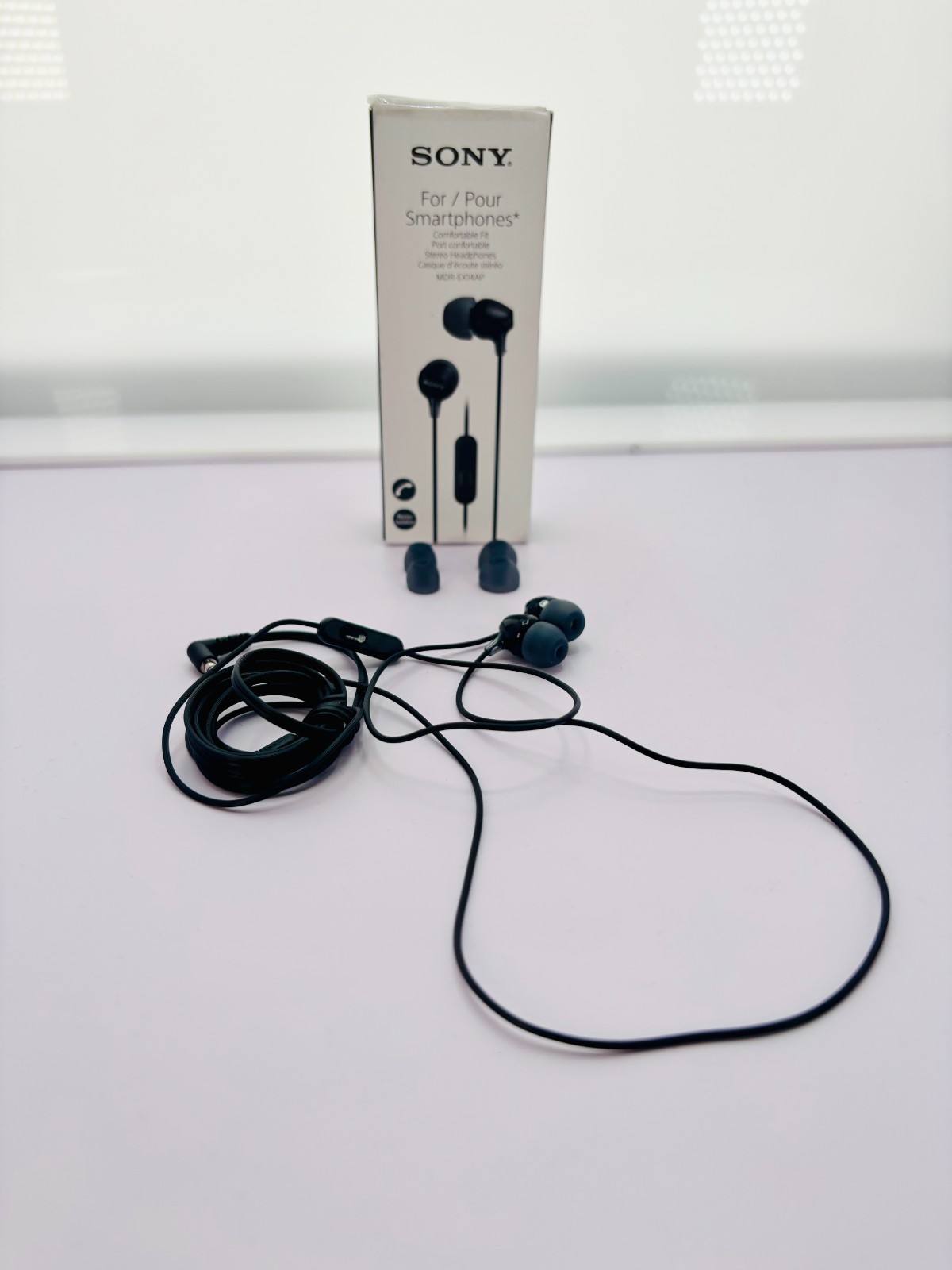 Sony MDR-EX14AP Wired Earbud Headphones with Microphone Black Open Box
