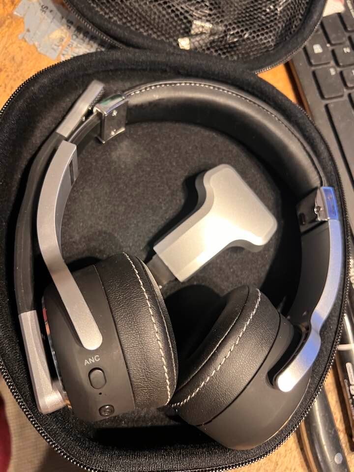 RAND MCNALLY CLEARDRYVE CD 180 CD180 BLUETOOTH HEADPHONES