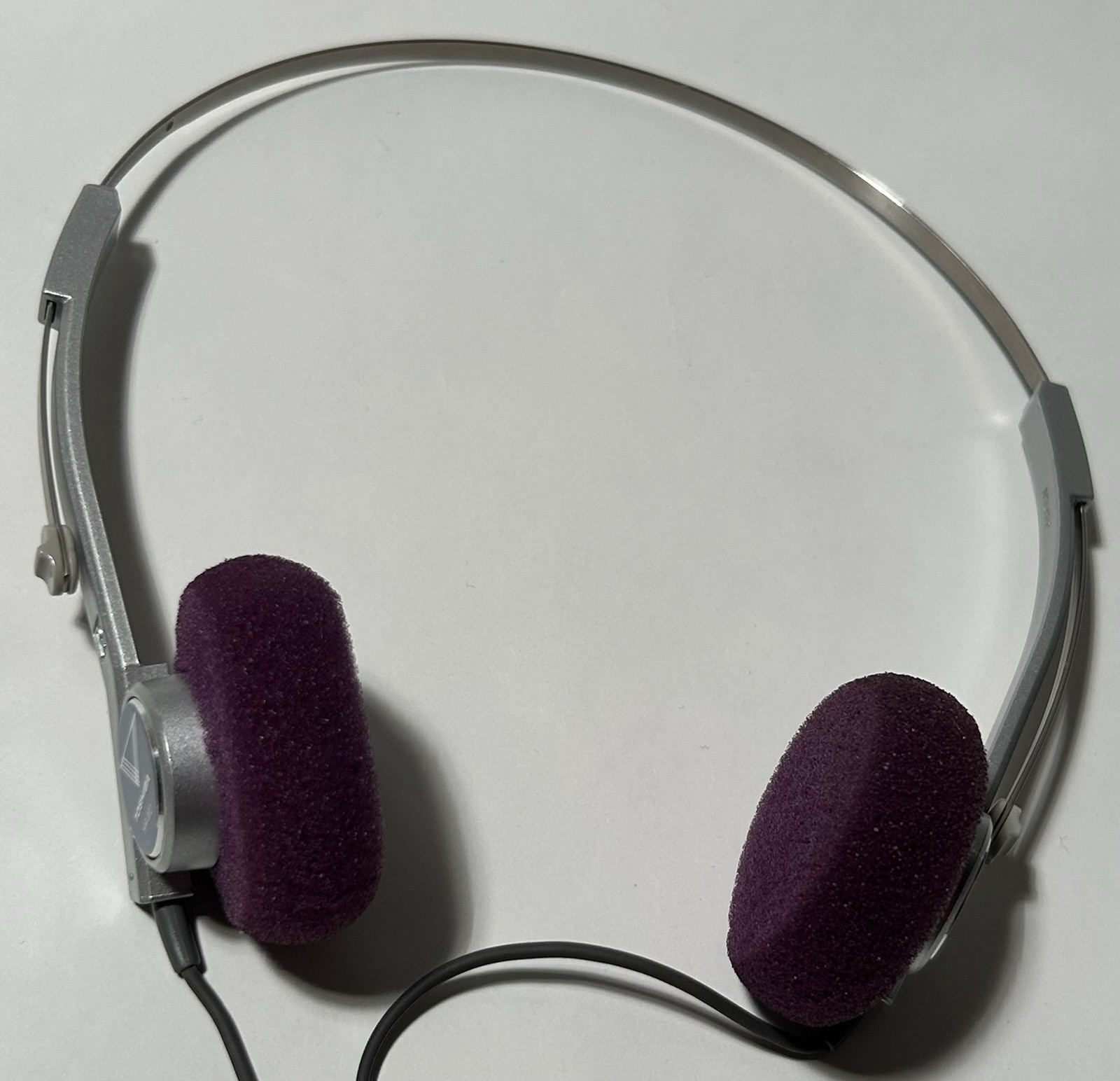 Vintage TOSHIBA HR-M2 Metal Band Stereo Headphones 3.5mm Rare Purple Cushions