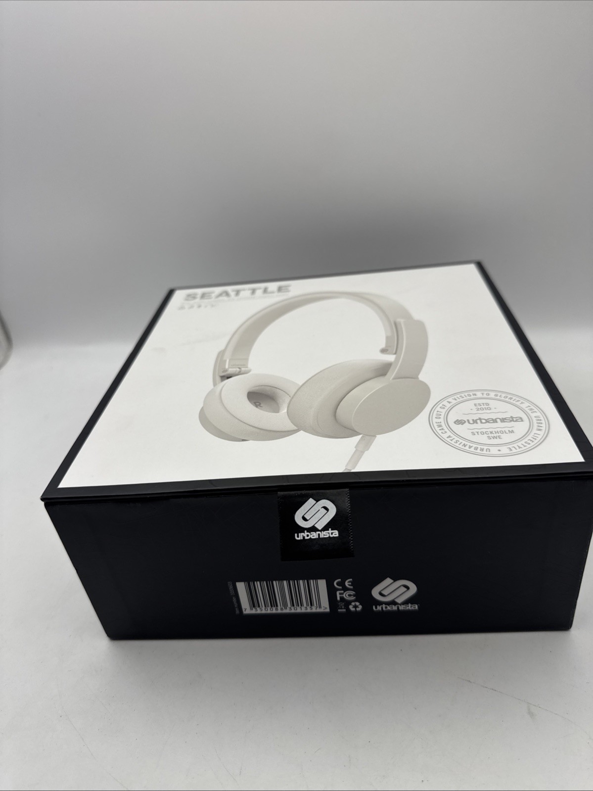 Urbanista Seattle On-Ear Headphones Fluffy Cloud White Wired New Sealed
