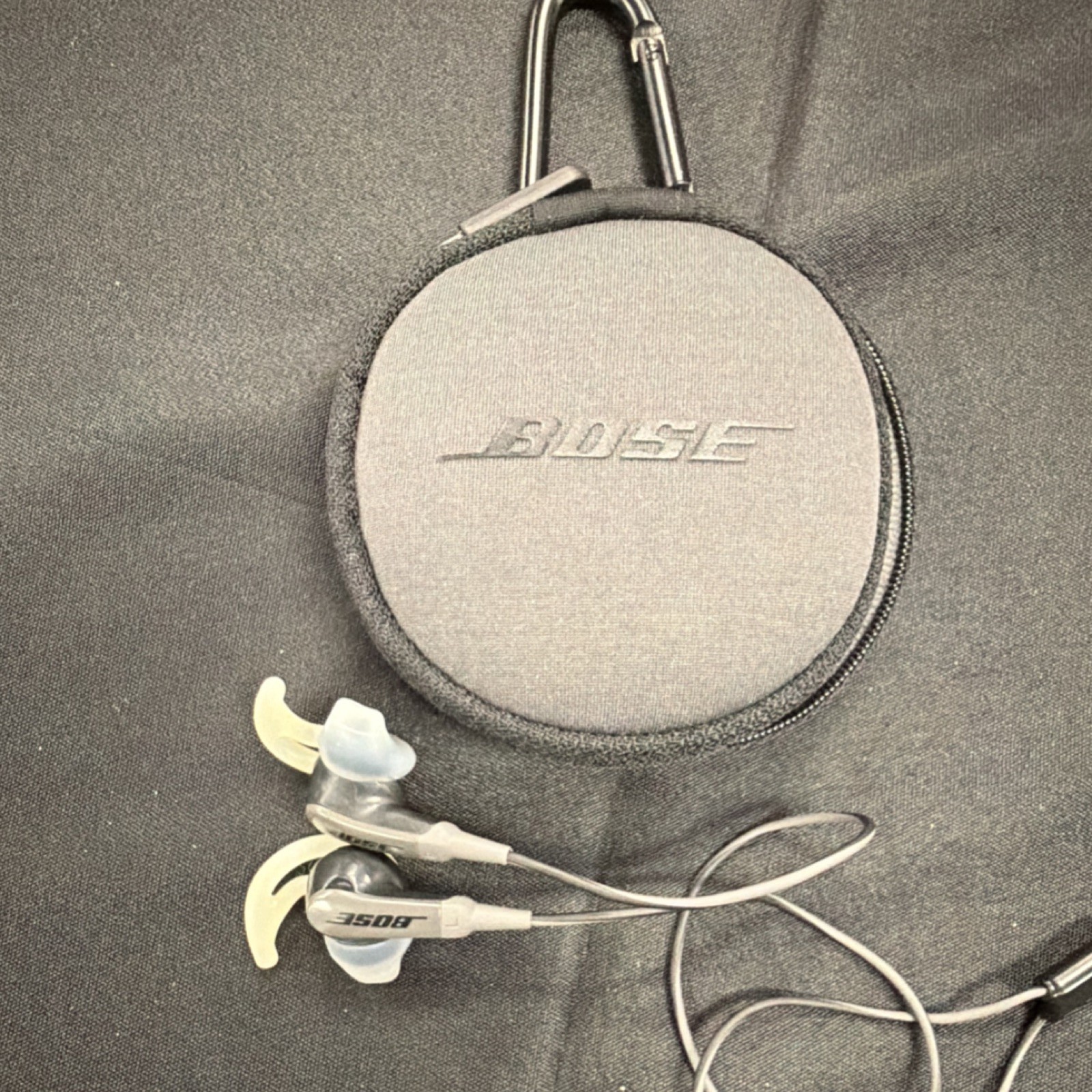 Bose Soundsport In-Ear Wired Headphones Gray 3.5mm Jack In-Line Control Case