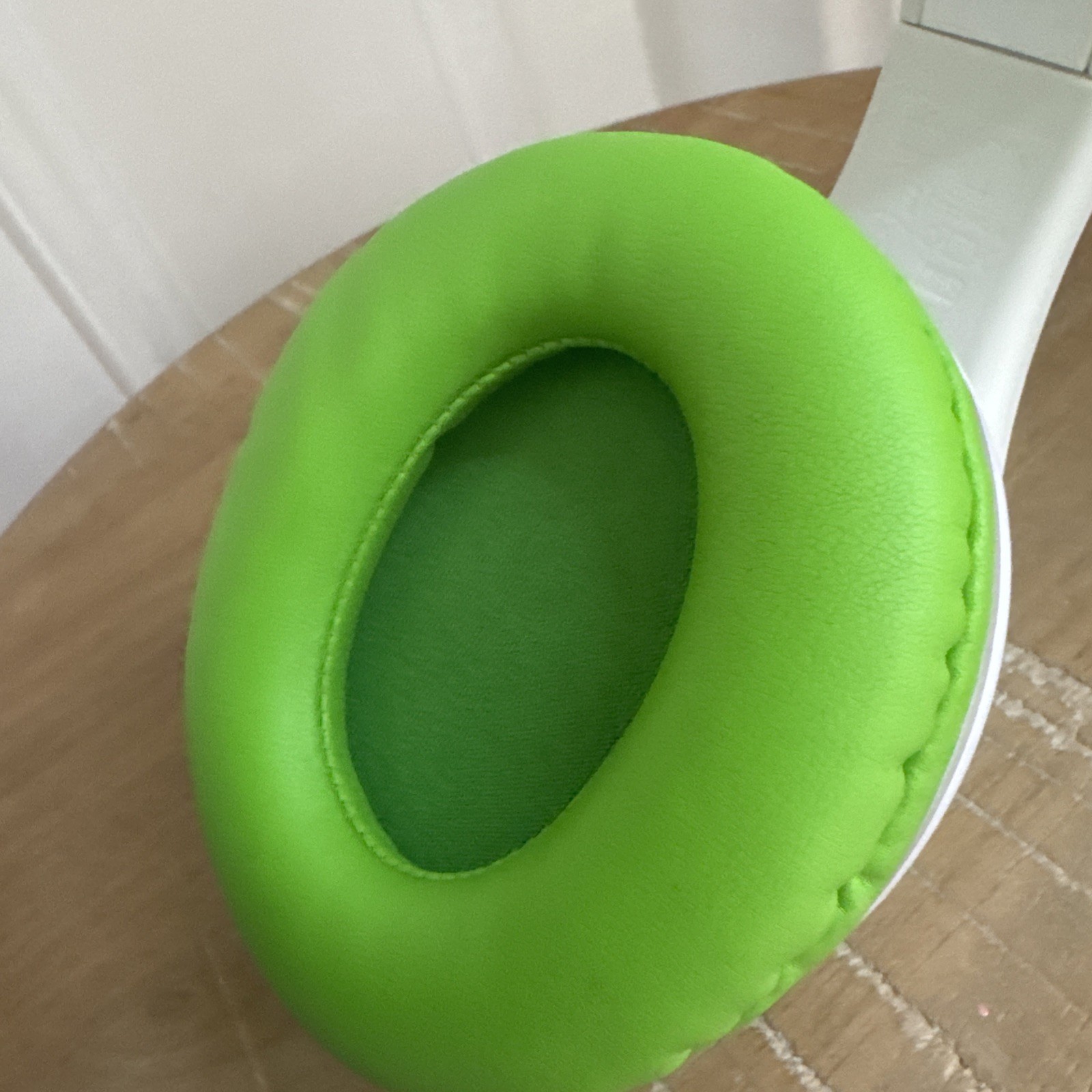 LeapFrog LeapPods Max Wireless Bluetooth Kids Over-Ear Headphones Green/White