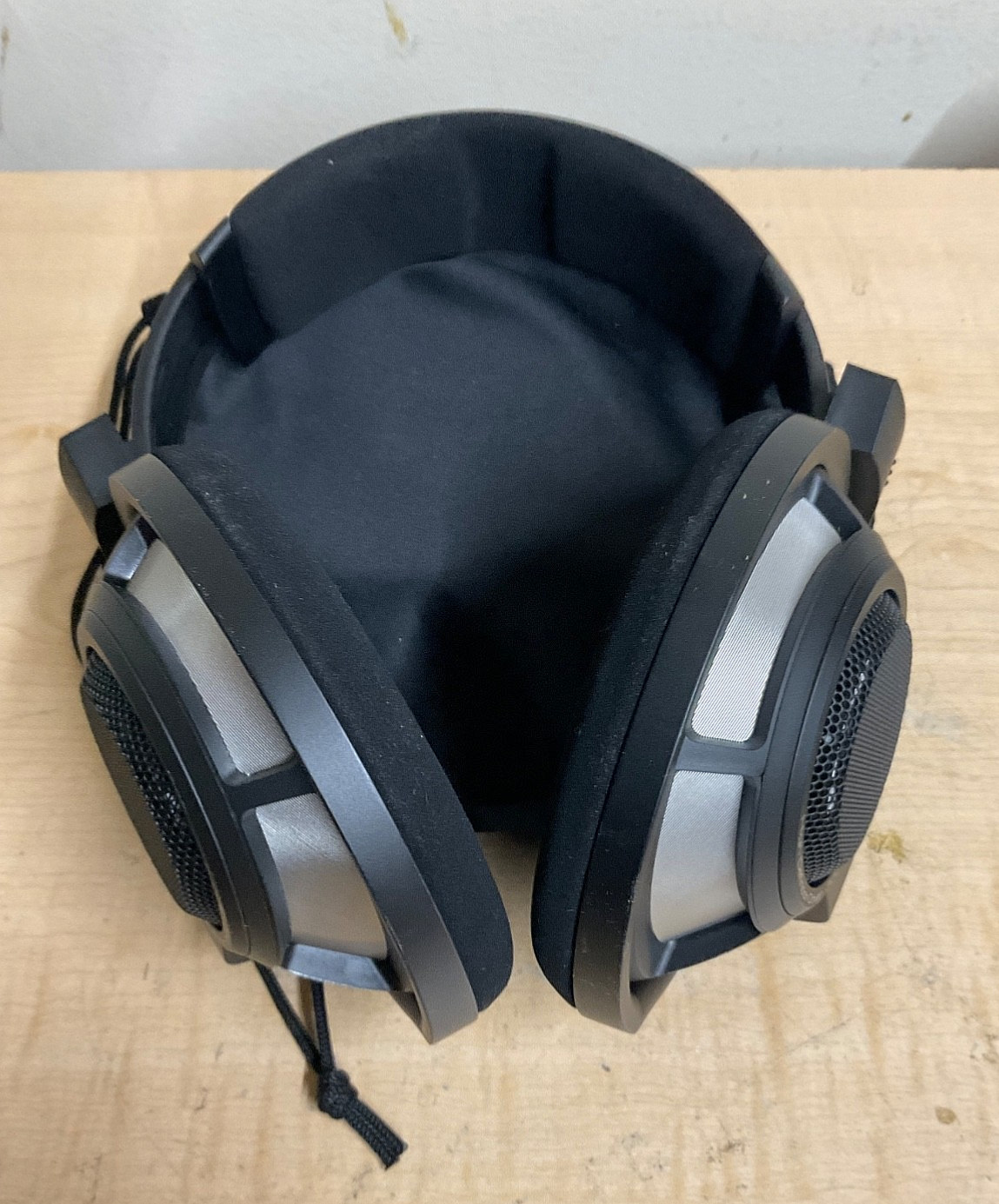 Sennheiser HD 800 S Headphones W/Cords