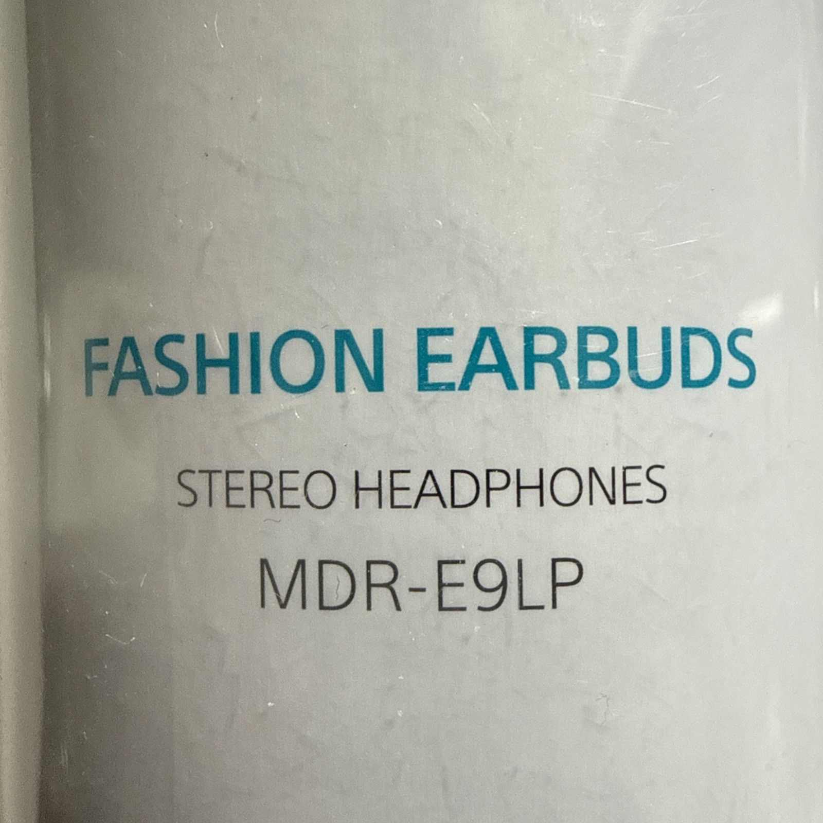 Sony MDR-E9LP Wired Fashion Earbuds – Blue – Sterio Headphones – New & Sealed