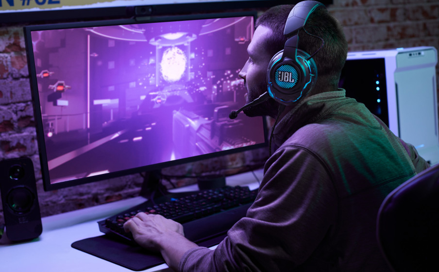 JBL Quantum ONE