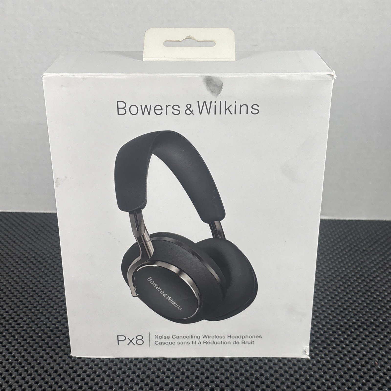 Bowers & Wilkins Px8 Wireless Over-Ear Bluetooth Headphones Black FP42951 – USED