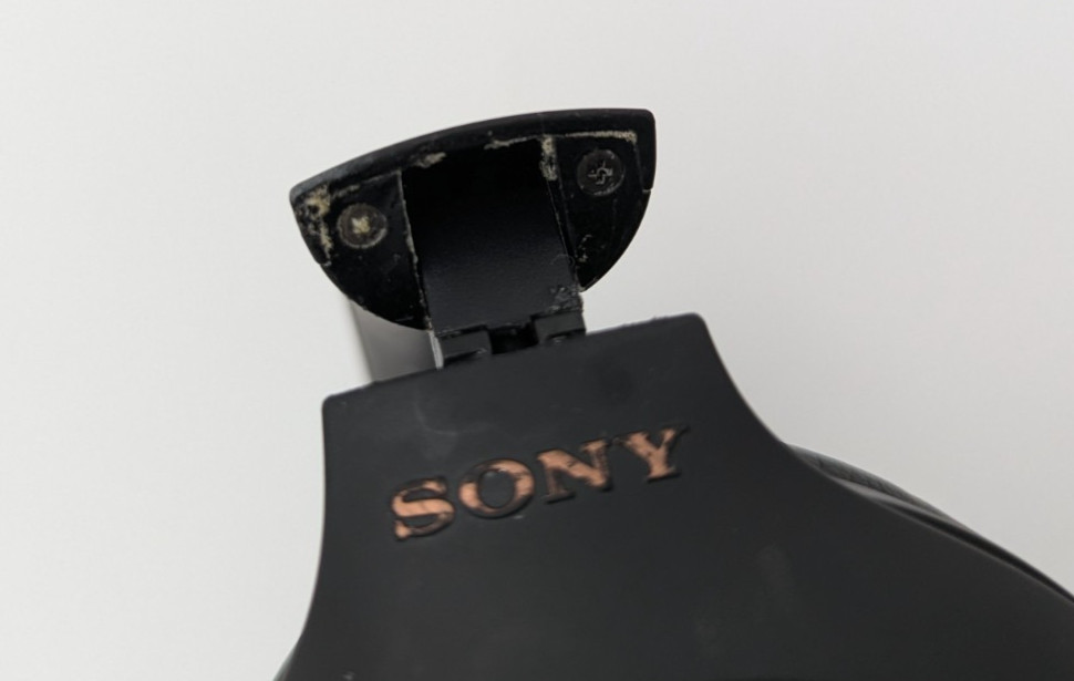 Sony WH-1000XM4 Wireless Headphones Black – New Ear Pads Please Read Description