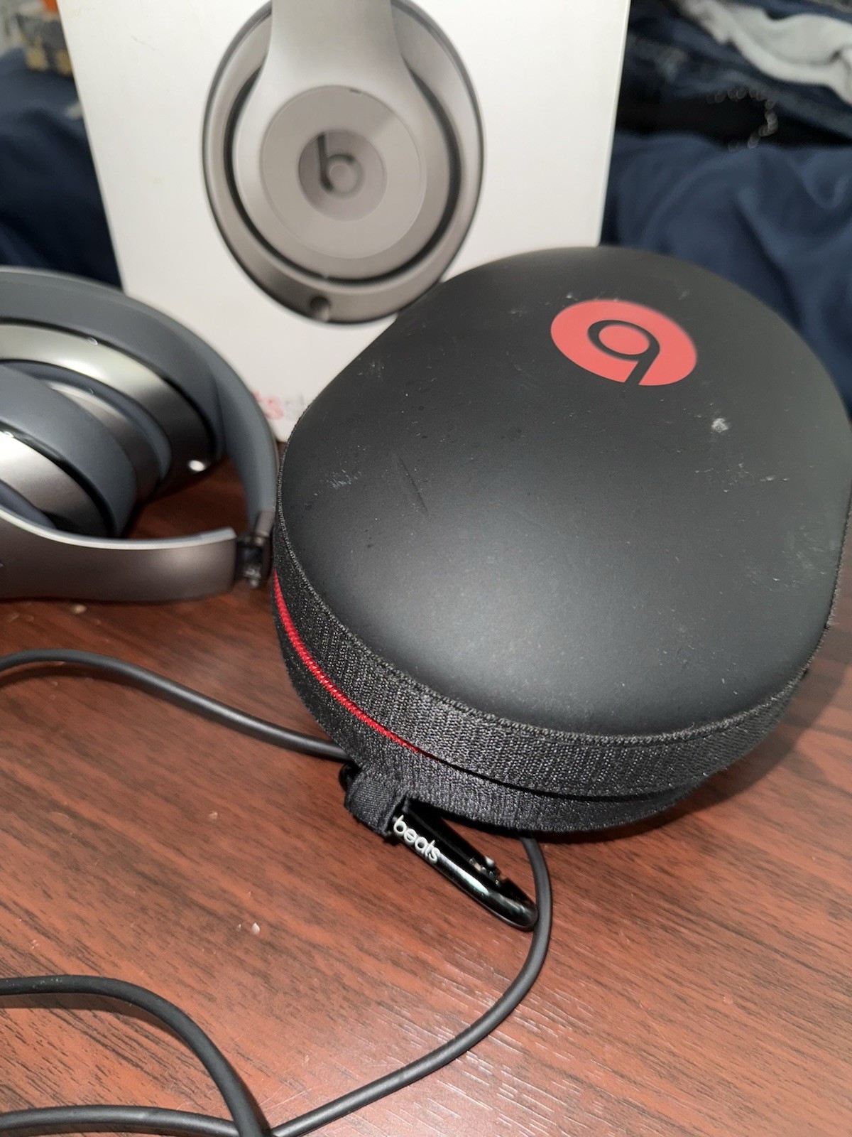 Beats by Dr. Dre Studio Wireless Over the Ear Headphones – Titanium – USED W BOX