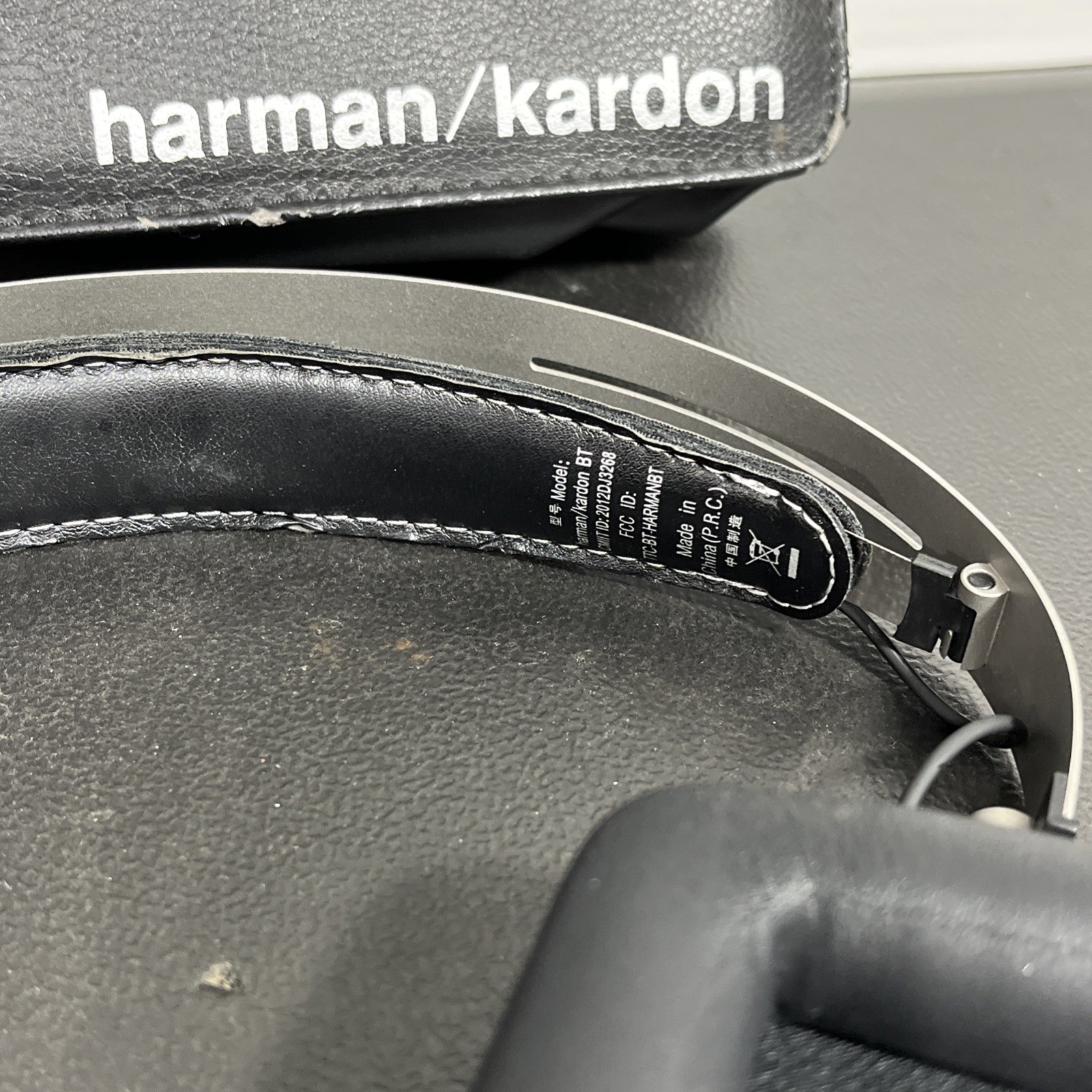 Harman Kardon BT Wireless Bluetooth Headphones HARKAR-BT Tested NO CHARGER