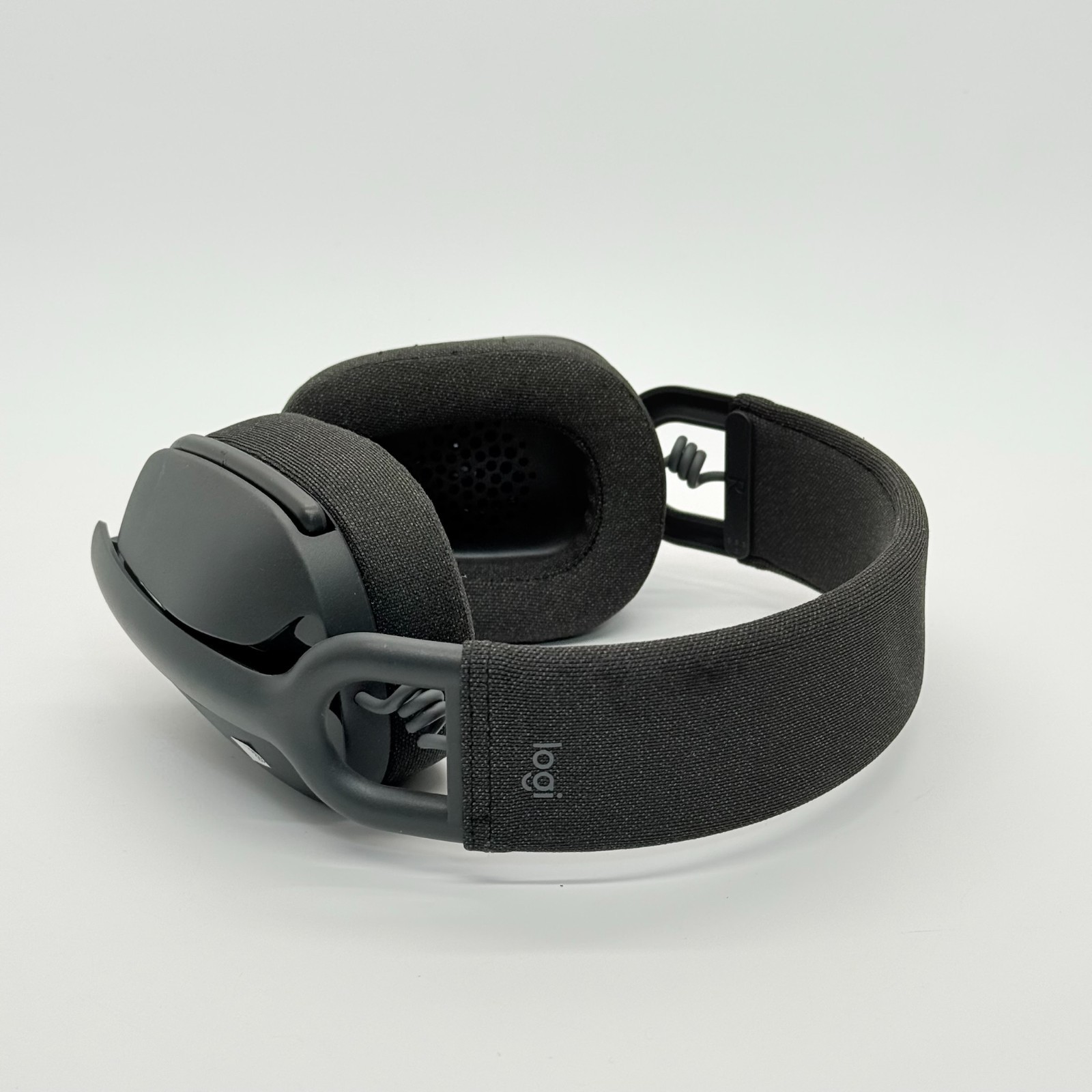 Logitech Zone Vibe 100 Lightweight Wireless Over Ear Headphones – Graphite