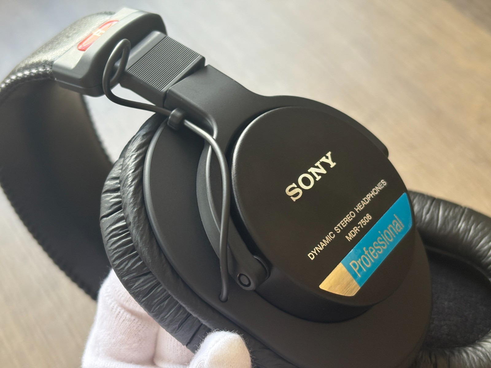 SONY MDR7506 Professional Studio Headphones MDR-7506 – #OB