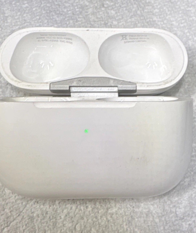 Apple AirPods Pro 2 Wireless Bluetooth Charging Case with Rechargeable Battery