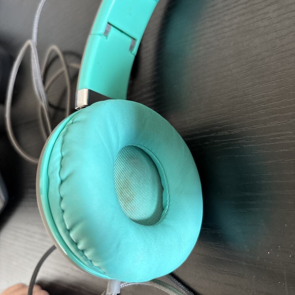 ARTIX CL750 Wired Headphones with Mic & Volume Control Turquoise – Tested