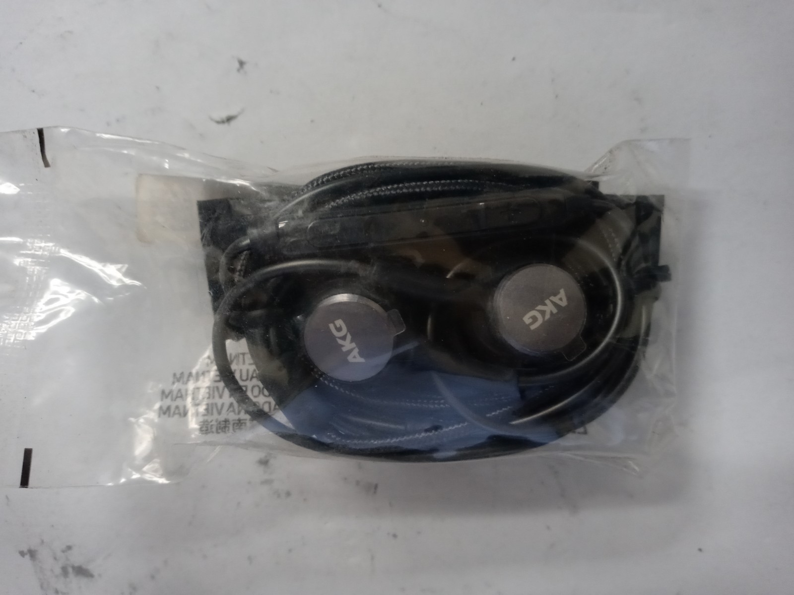 Genuine Samsung AKG Stereo In-Ear Headset Earphones with Mic – Black EO-lG955