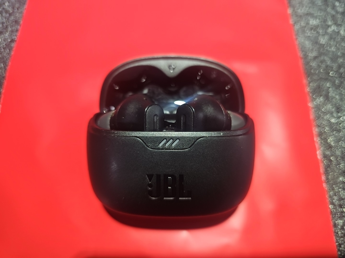 JBL Beam True Wireless Bluetooth Earbuds – Black