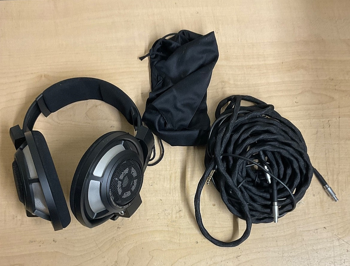 Sennheiser HD 800 S Headphones W/Cords