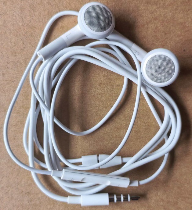 5X Authentic Apple iPod iPhone Earphone Headphones Earbuds+Remote Control+Mic