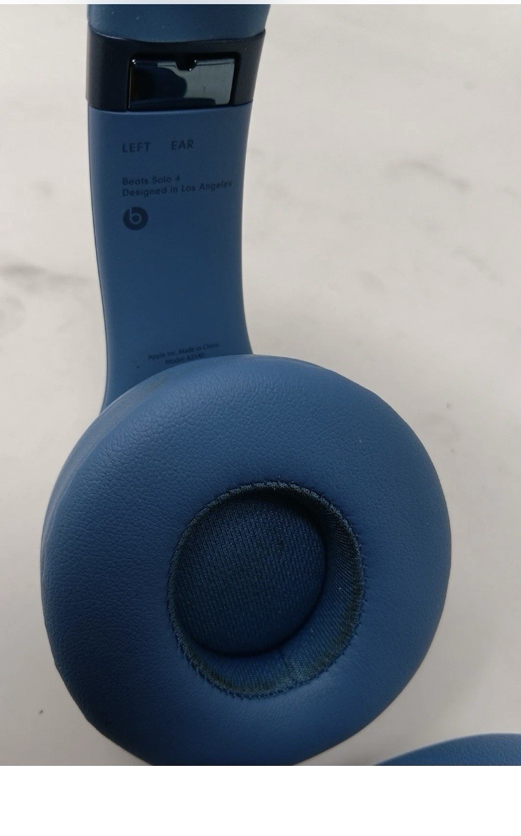 Beats Solo 4 True Wireless On-Ear Bluetooth Headphones Cloud Pink White Blue Bla