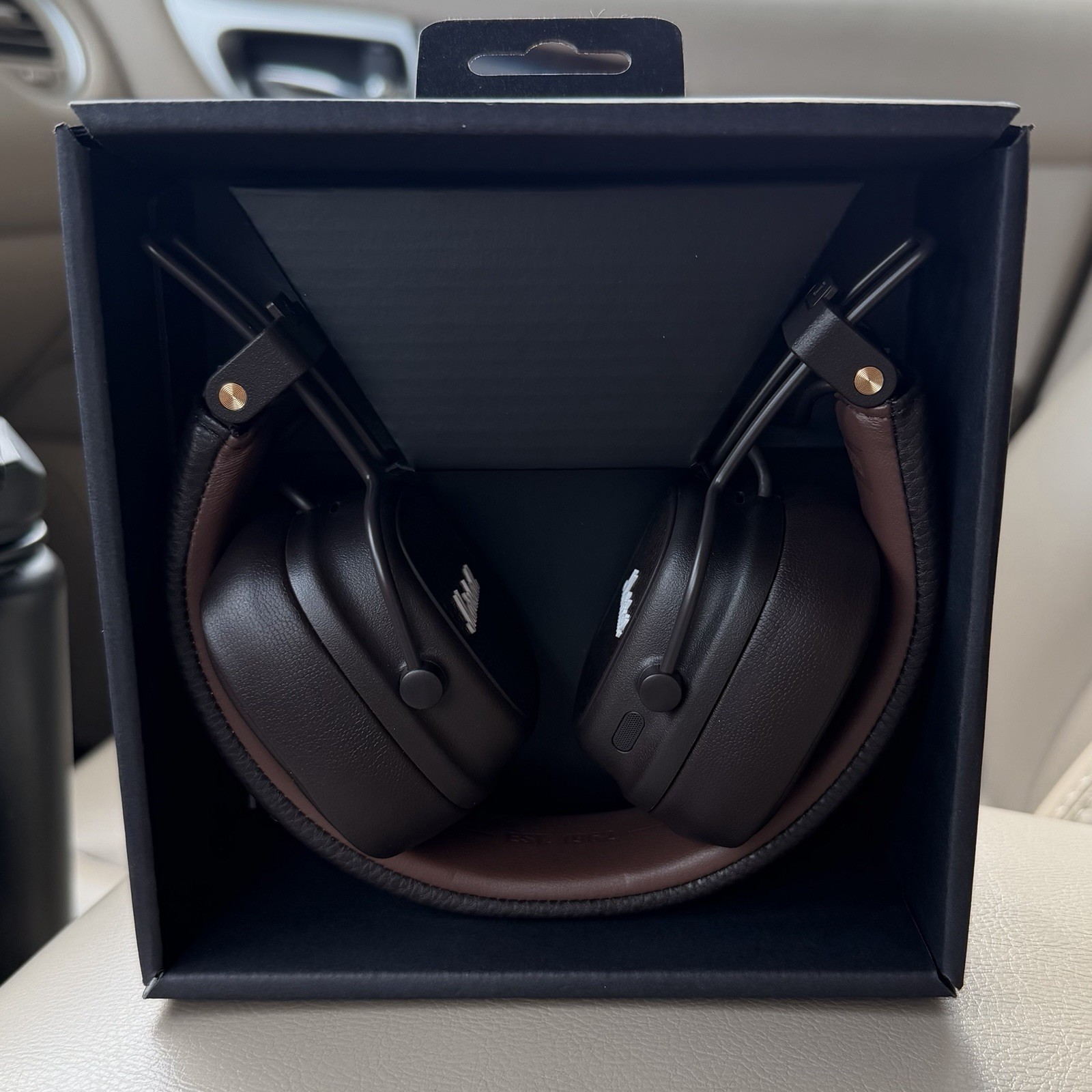 NEW Marshall Major V Wireless Bluetooth Headphones Black Never Used