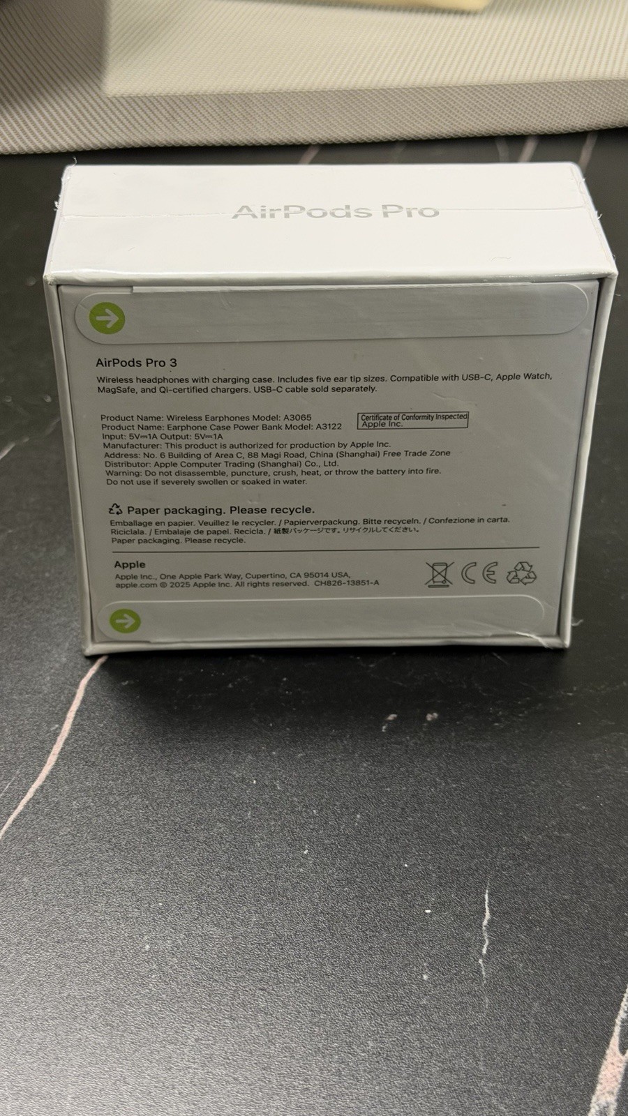 Apple AirPods Pro 3 Wireless Bluetooth Earbuds Headphones White A3065 A3122