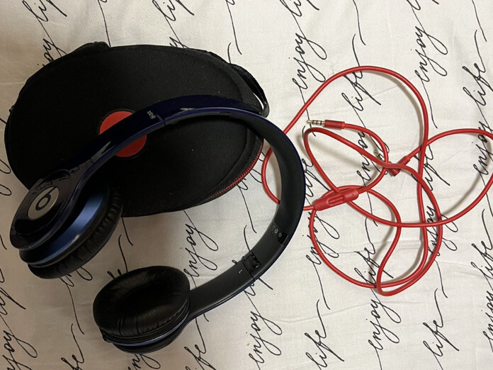 Beats by Dr. Dre Solo3 Over the Ear Headphone – Dark Blue/ Black