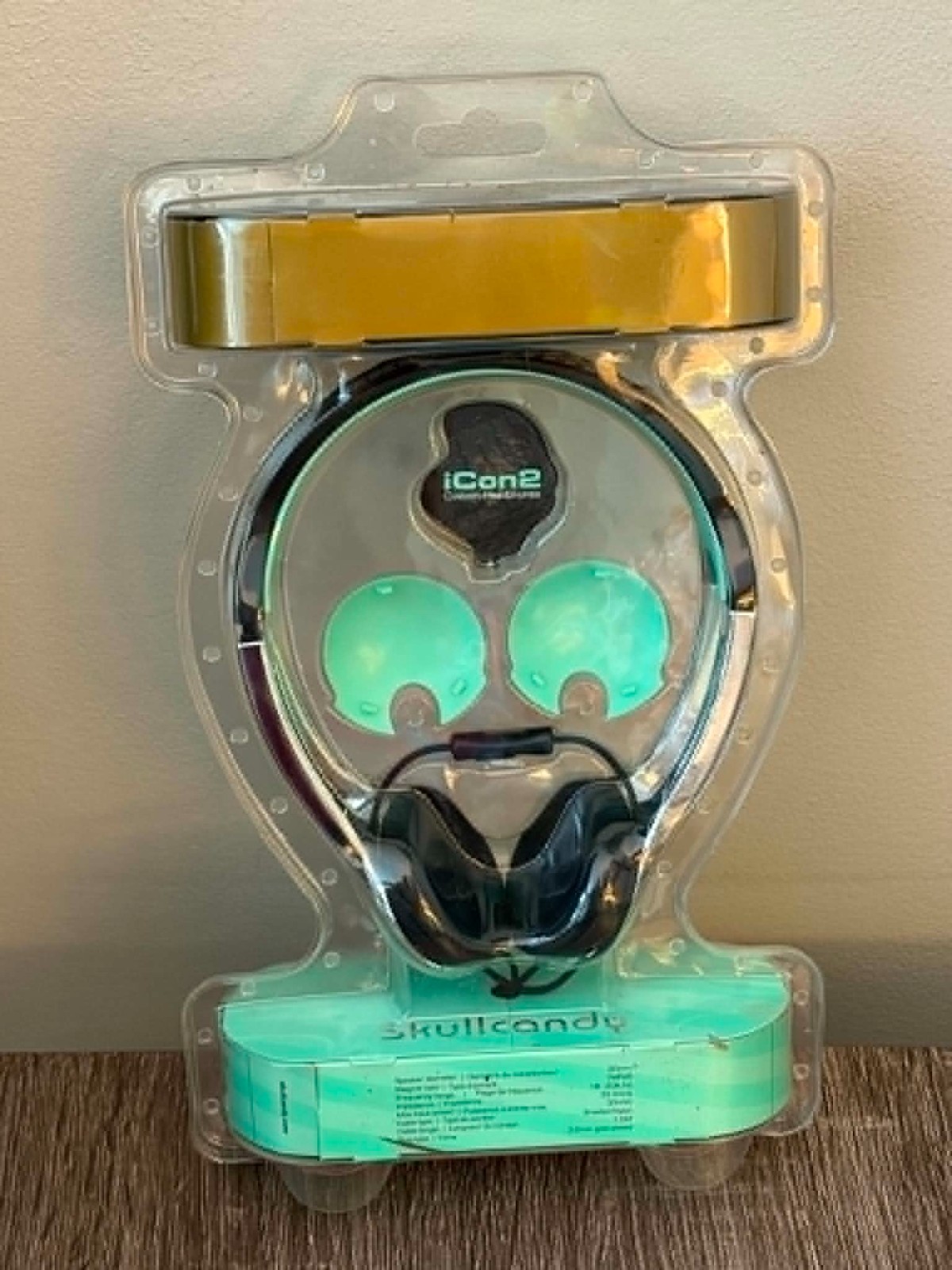 SKULLCANDY ICON 2 HEADPHONES ALL-AMERICAN REJECTS MINT GREEN NIB RARE 30 mm