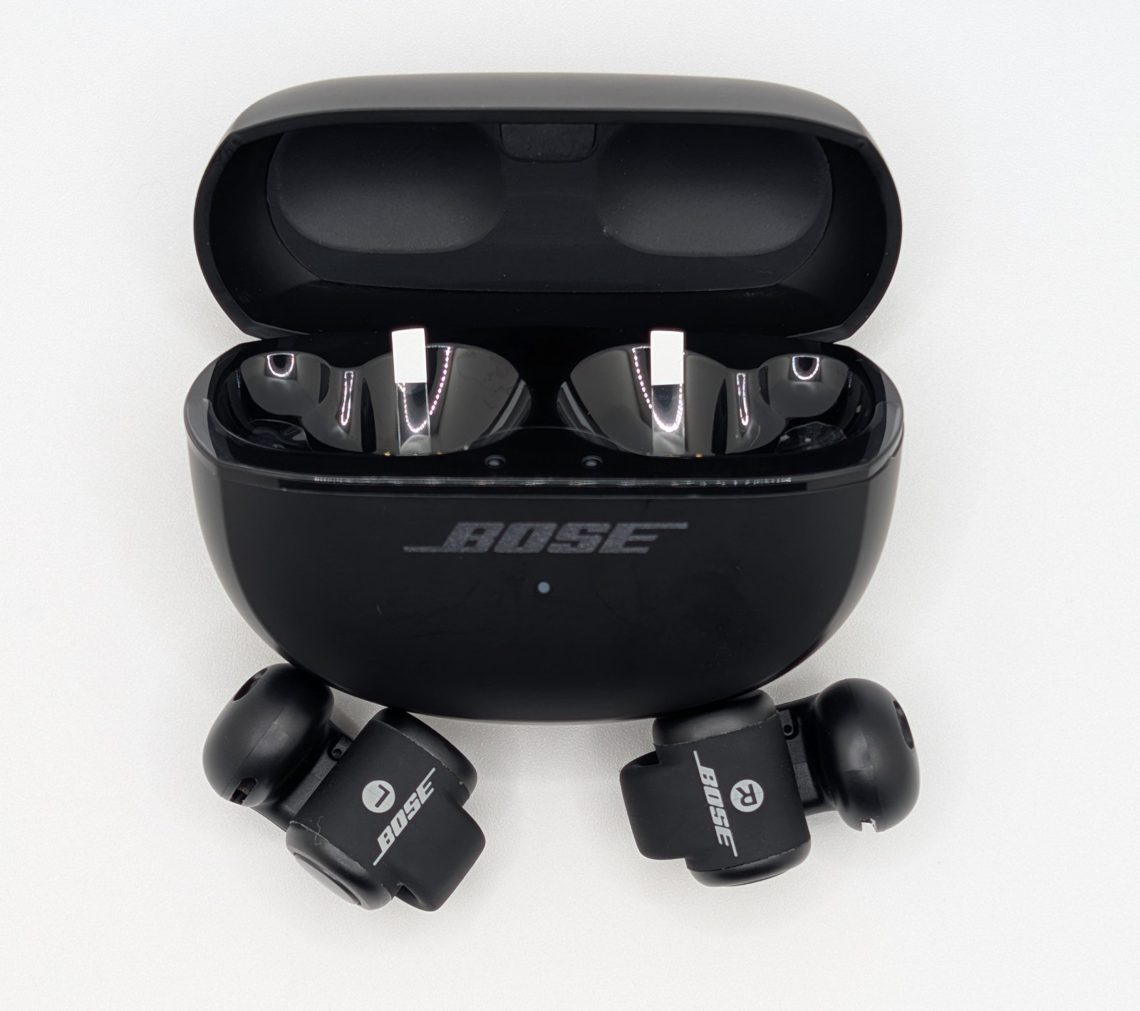 NEW – Bose Ultra Open Earbuds, Black – Wireless Bluetooth Open‑Ear. ~2AE~